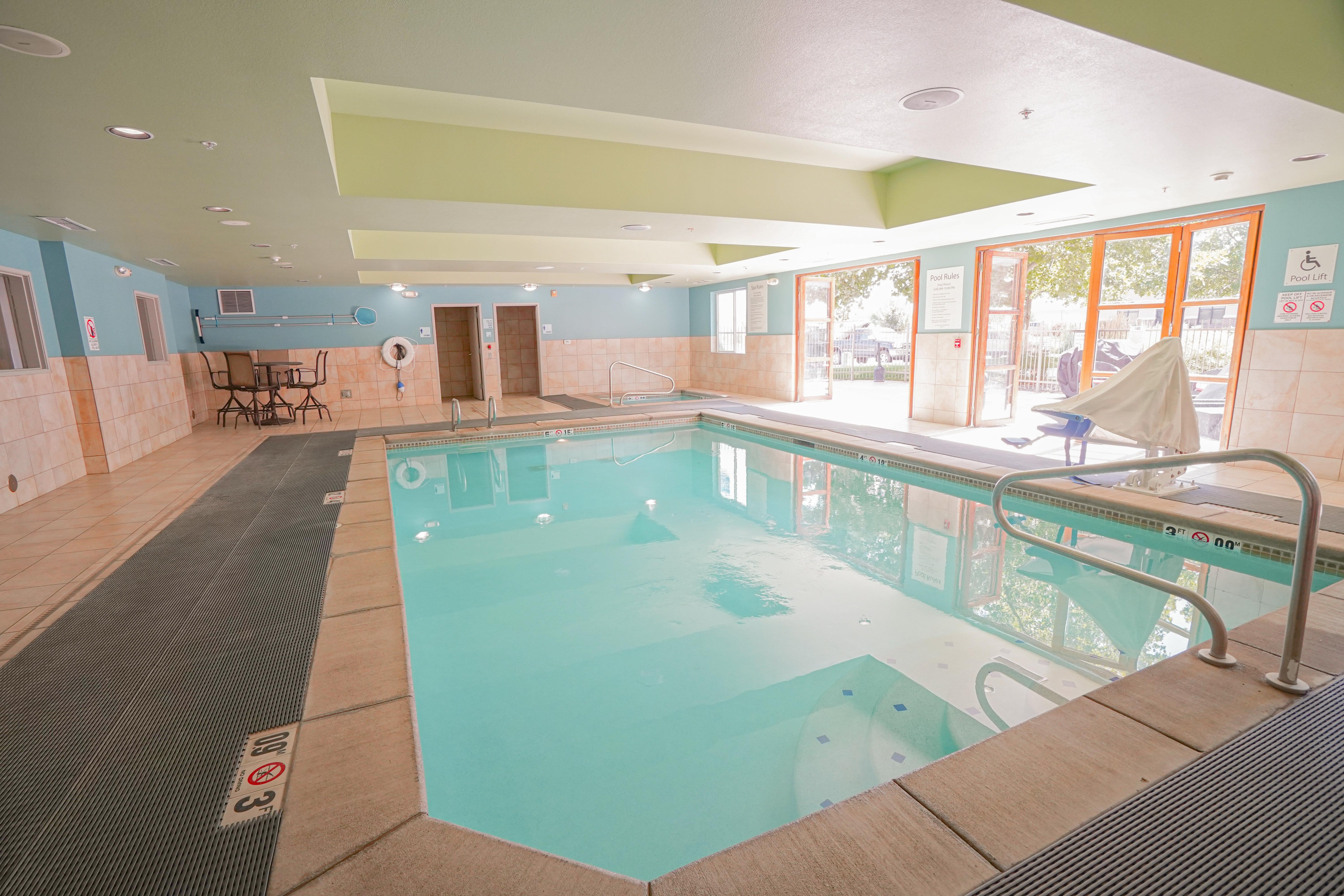 Holiday Inn Express Hotel & Suites Ontario By Ihg Dış mekan fotoğraf