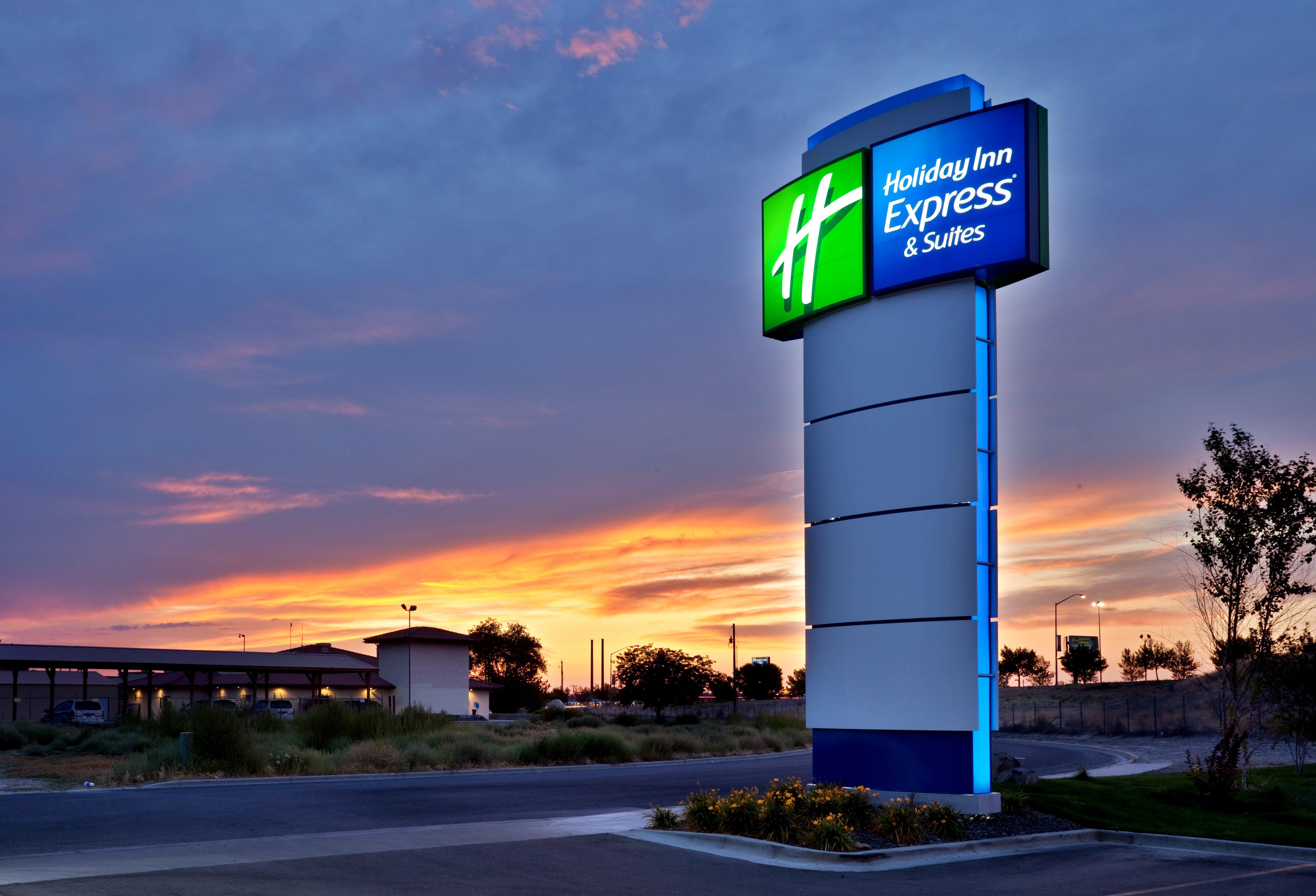 Holiday Inn Express Hotel & Suites Ontario By Ihg Dış mekan fotoğraf