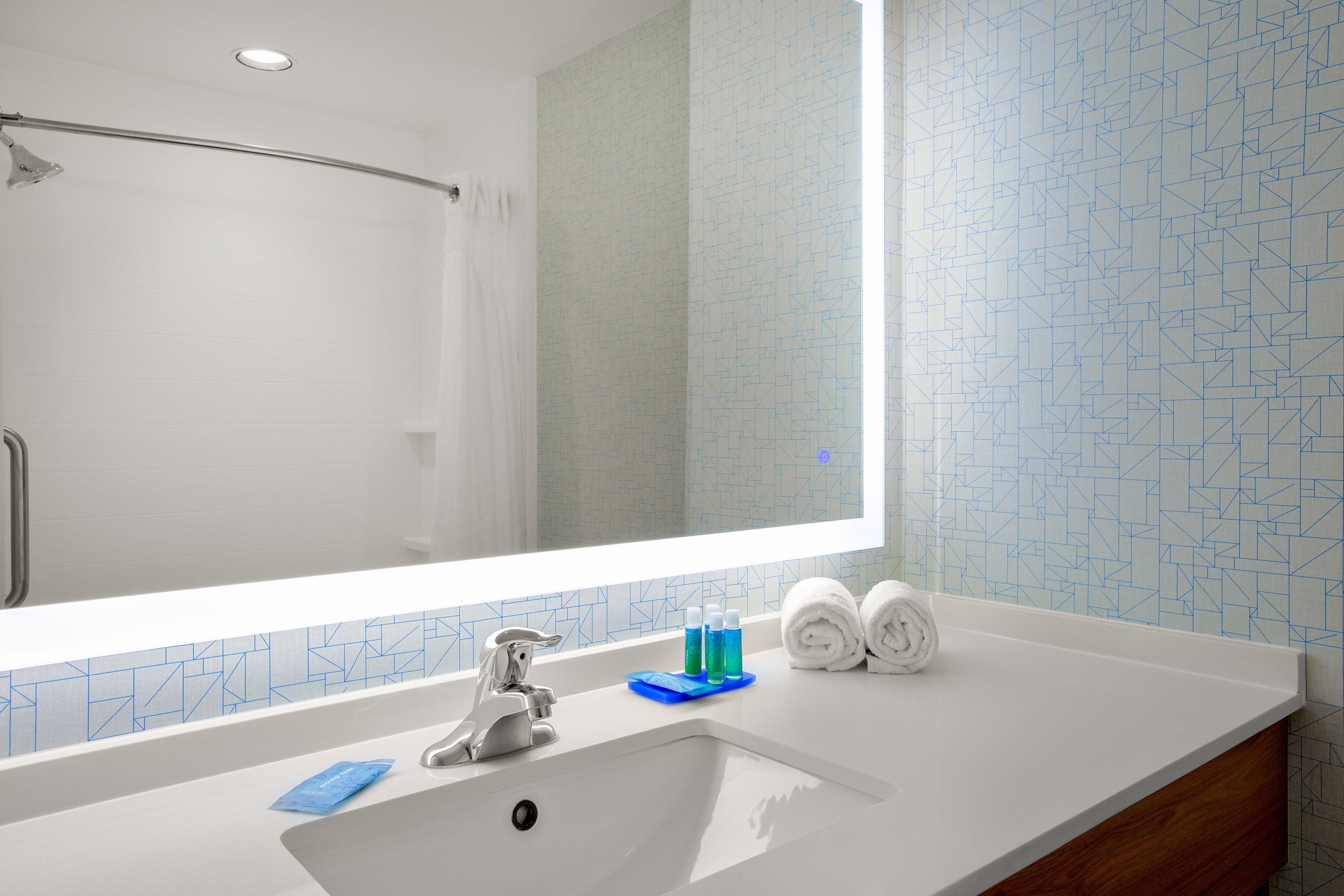 Holiday Inn Express Hotel & Suites Ontario By Ihg Dış mekan fotoğraf