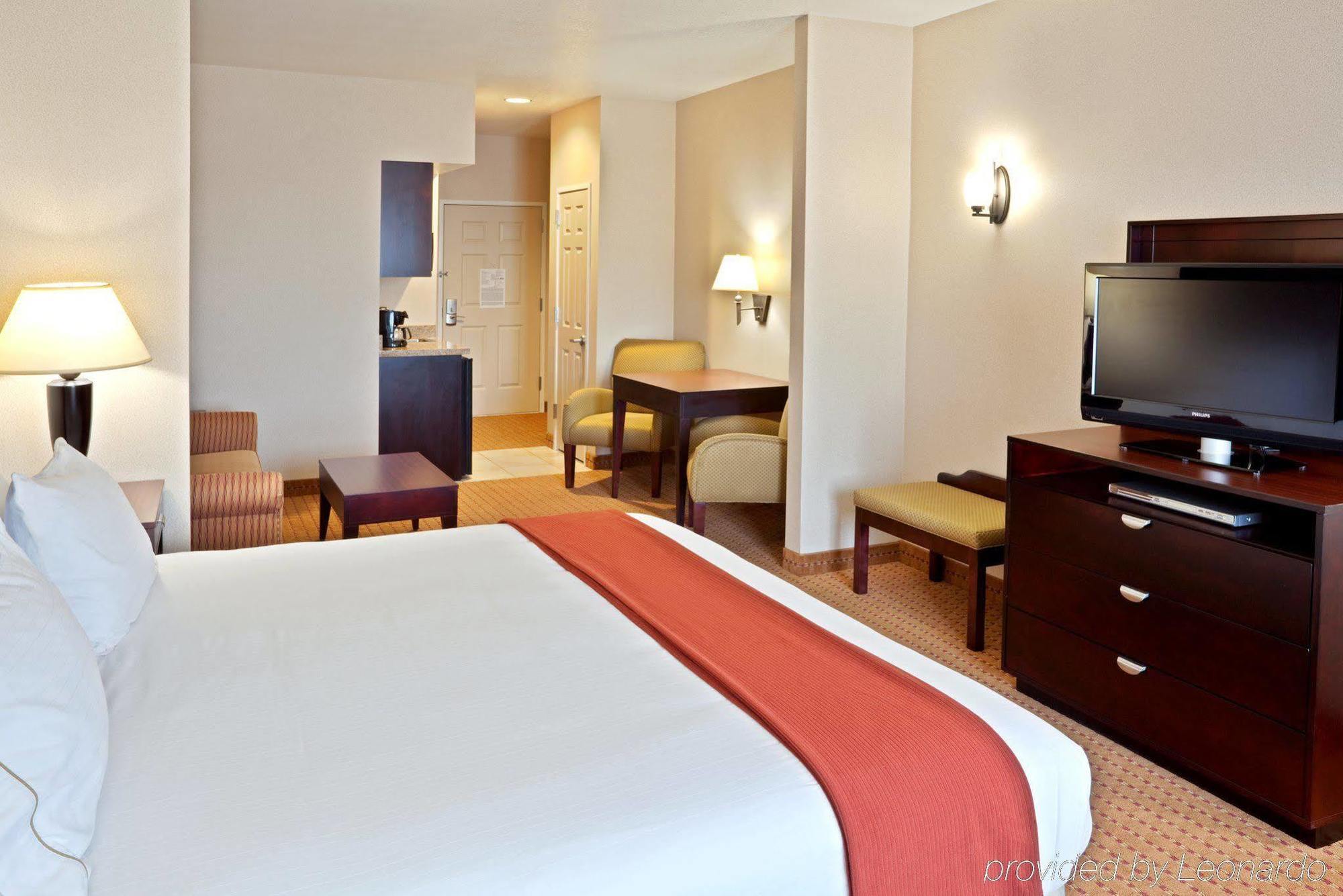 Holiday Inn Express Hotel & Suites Ontario By Ihg Dış mekan fotoğraf